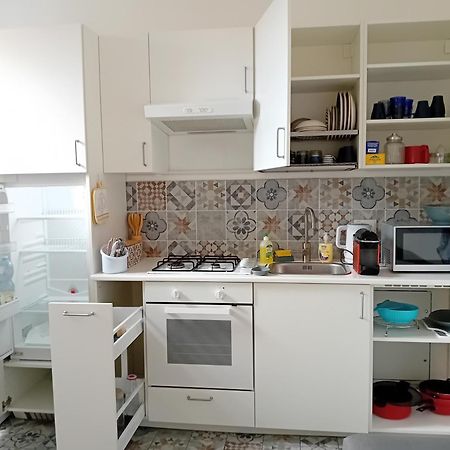 A Mae Riva - La Tua Casa Al Porto Antico Apartment Genoa Bagian luar foto